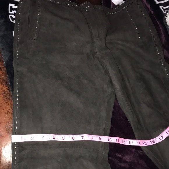 DONALD J PLINER (Pants) Leather - Picture 13 of 15